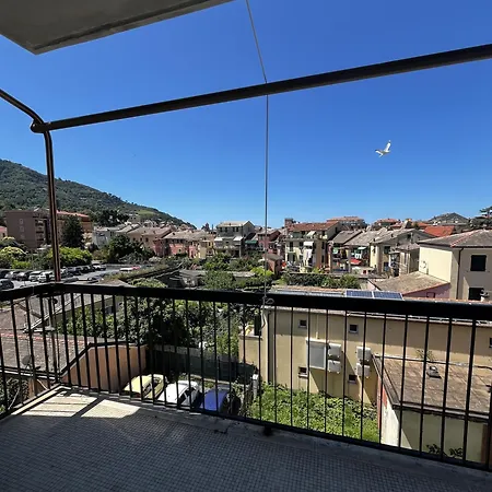 Bilocale Con Parcheggio Privato Vicino La Stazione Appartement *